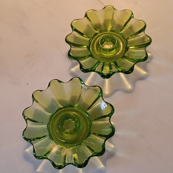 VINTAGE GREEN GLASS CANDLEHOLDERS - Picture 1 of 1